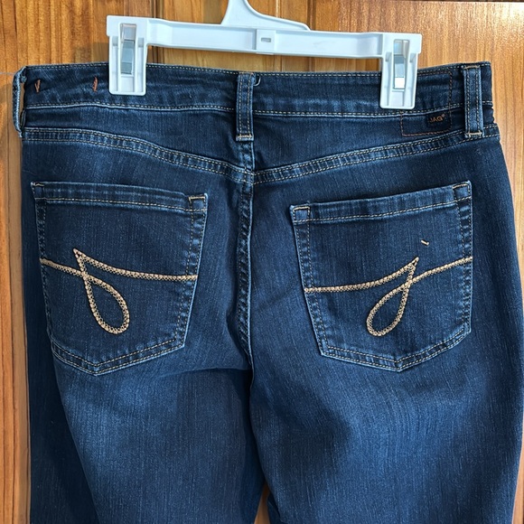 In excellent use condition. - Picture 3 of 3